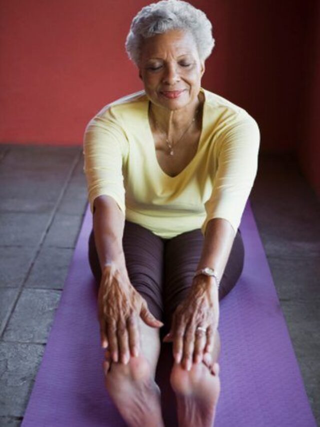 Do These 5 Easy Exercises to Age With Grace